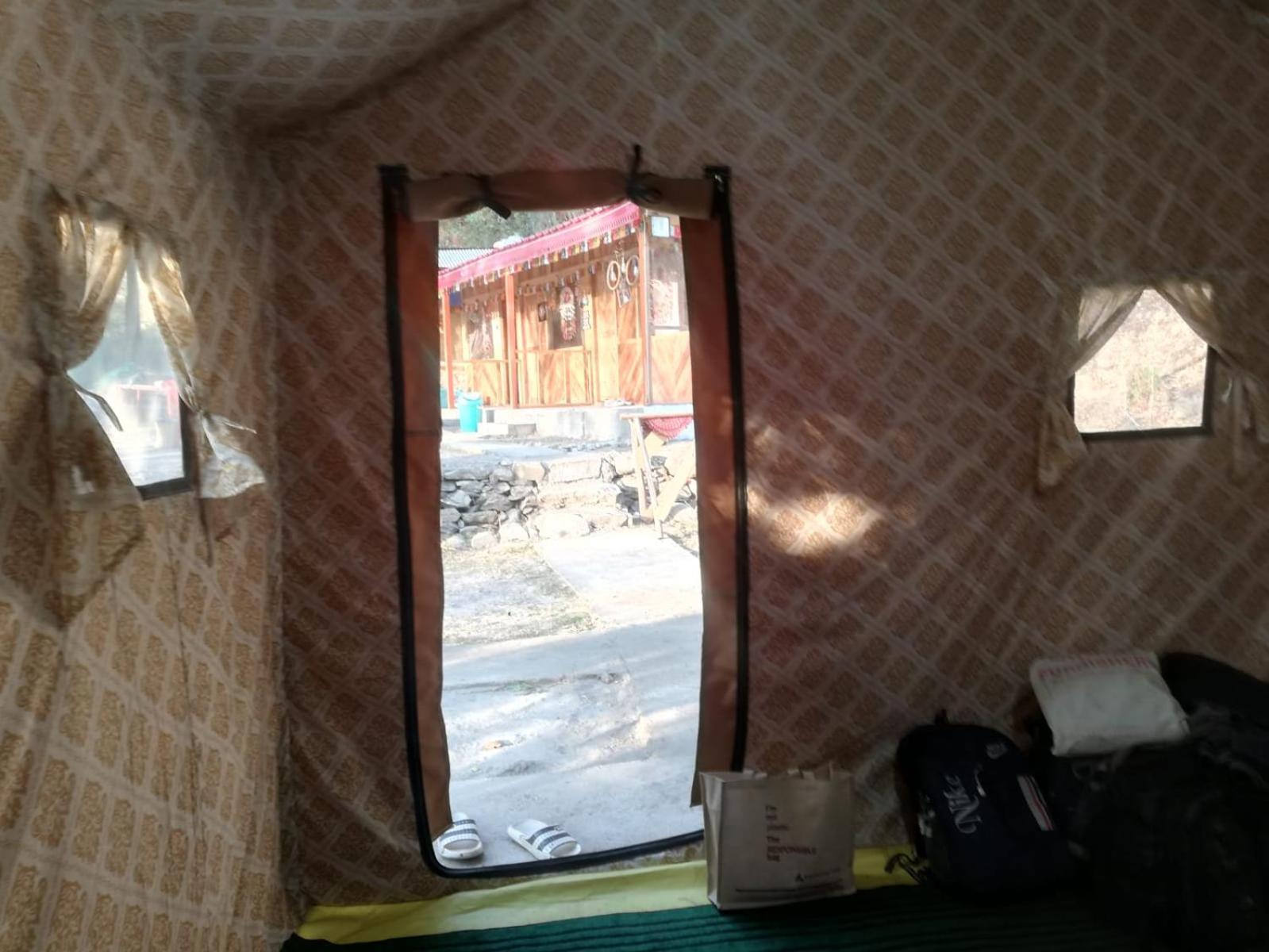 Shanti People Huts & Camp カソル 部屋 写真