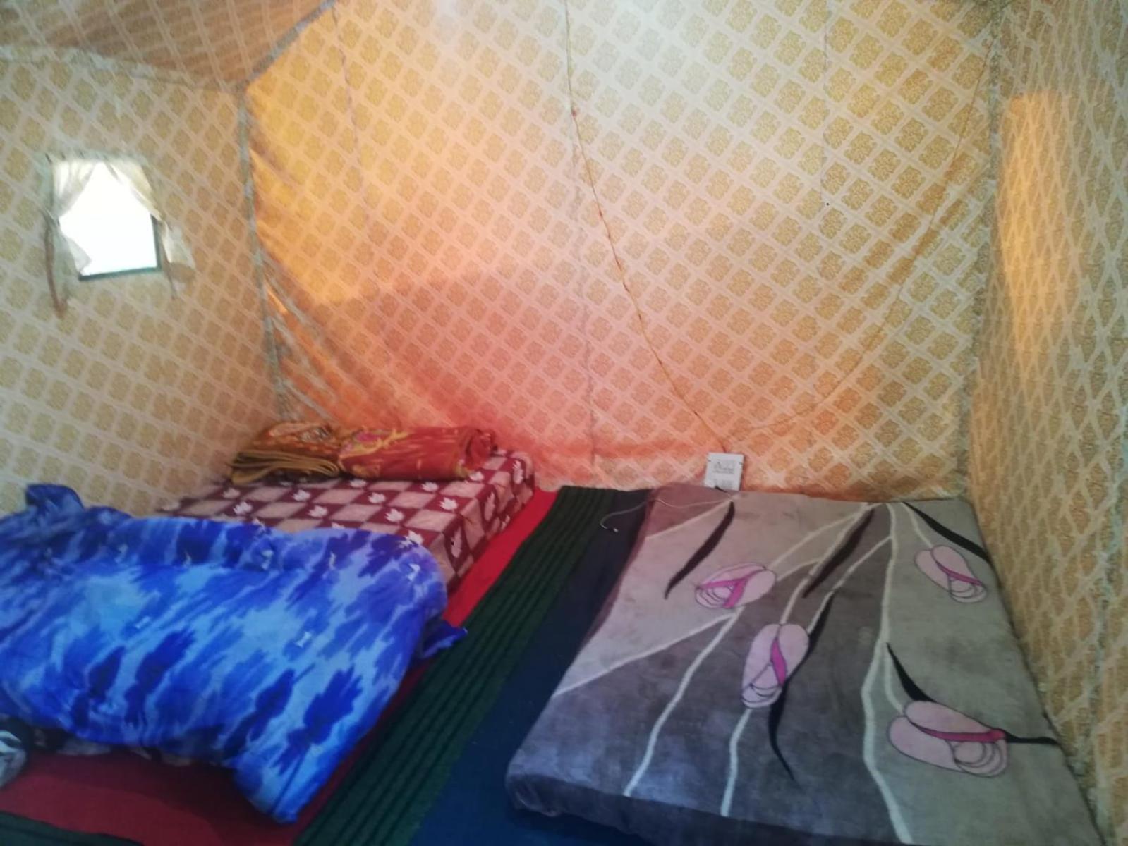 Shanti People Huts & Camp カソル 部屋 写真
