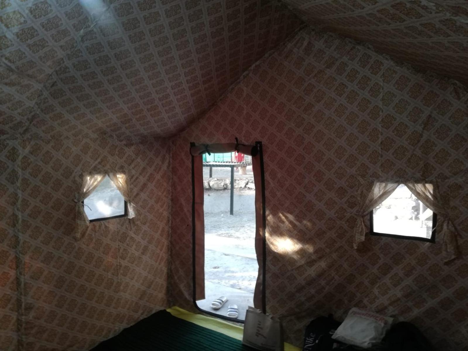 Shanti People Huts & Camp カソル 部屋 写真